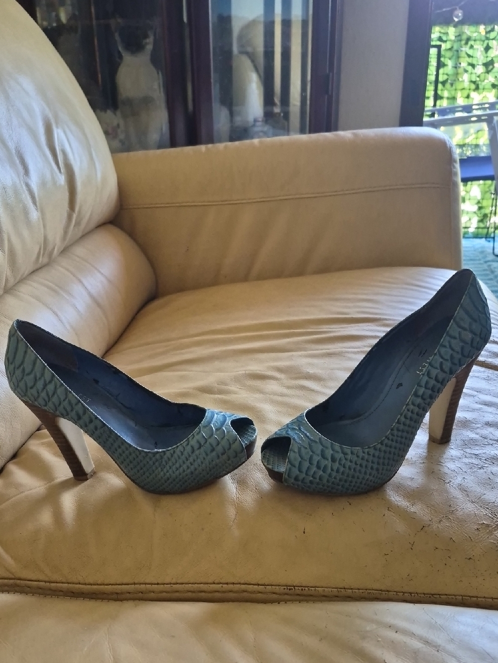 Nine West Teal Textured Peep-Toe Heels